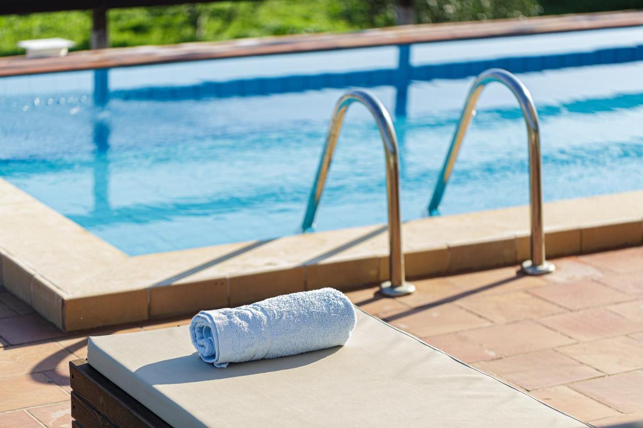 Dimokritos Villas, A Homestay Experience, By Thinkvilla Angeliana  Bagian luar foto