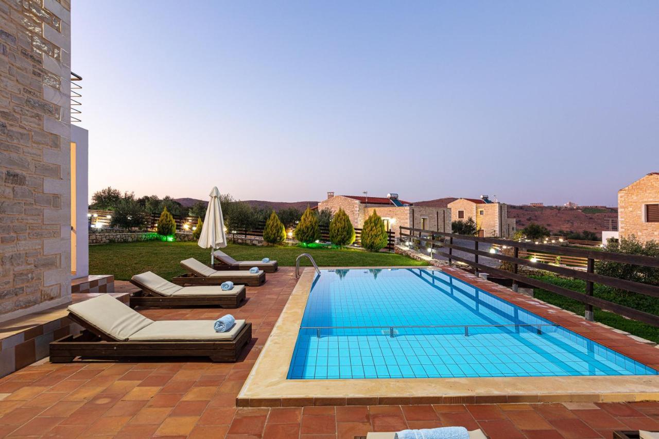 Dimokritos Villas, A Homestay Experience, By Thinkvilla Angeliana  Bagian luar foto