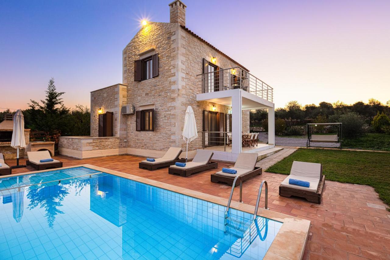 Dimokritos Villas, A Homestay Experience, By Thinkvilla Angeliana  Bagian luar foto