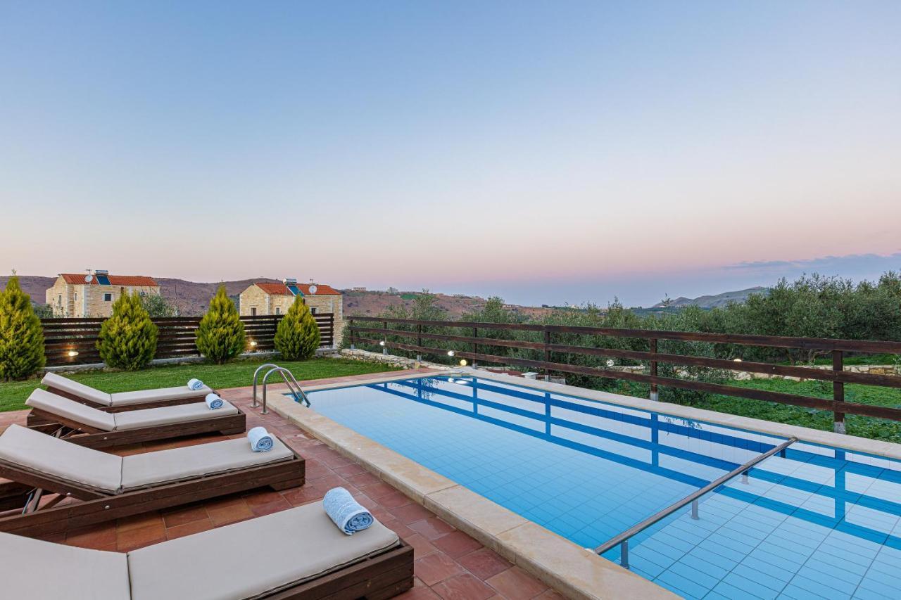 Dimokritos Villas, A Homestay Experience, By Thinkvilla Angeliana  Bagian luar foto